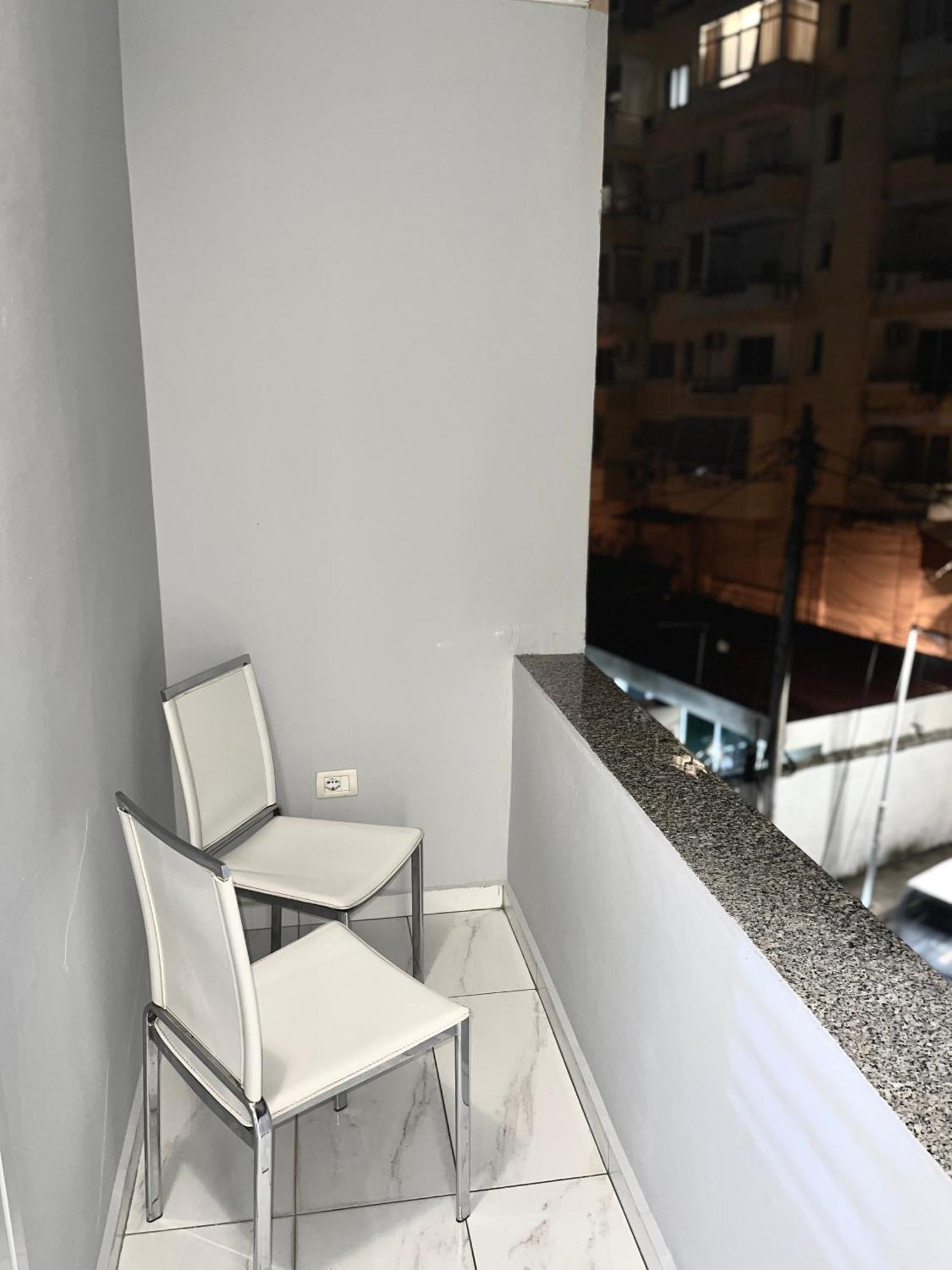 Nn With Balcony 1 *